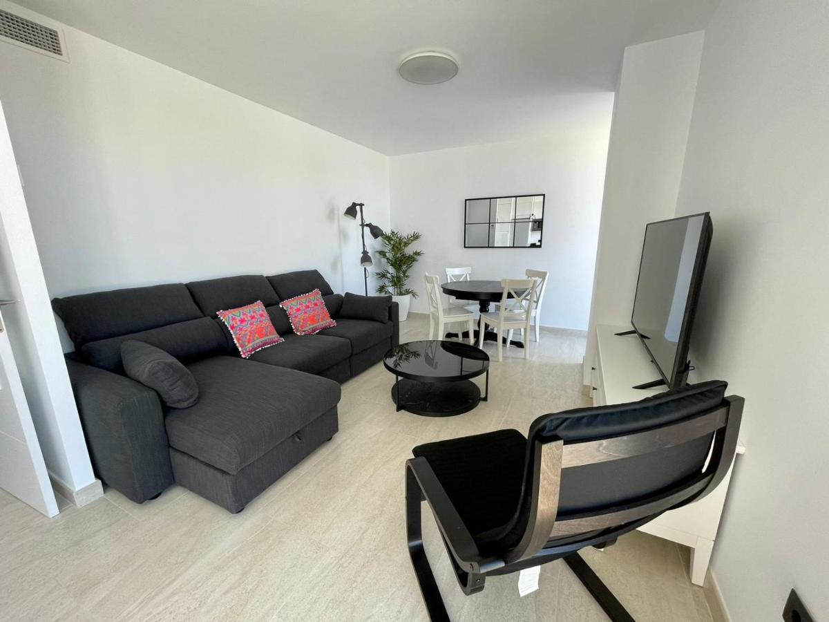 Lhome Cadiz Luaran gambar